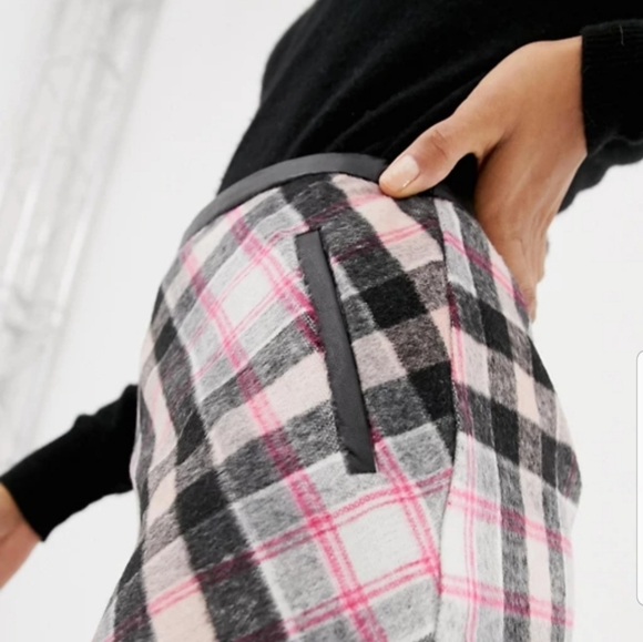 Oasis A-Line Pink Check Skirt - Picture 7 of 9